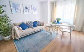 Beautiful New Apartment Near The Beach